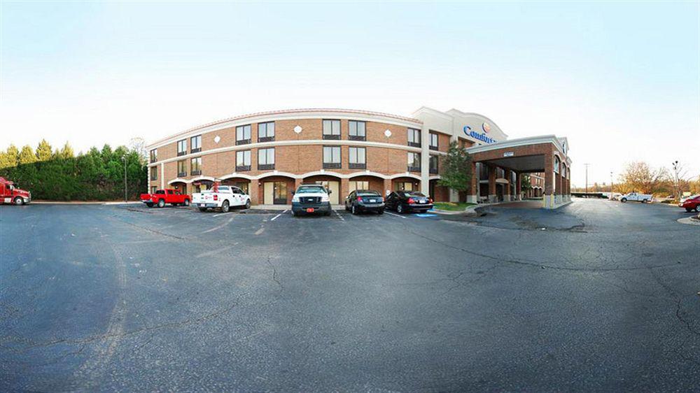 Clarion Pointe Research Triangle Park Durham Hotel Екстериор снимка